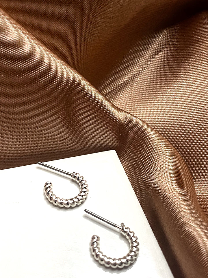 Brin Braided Mini Small Hoop