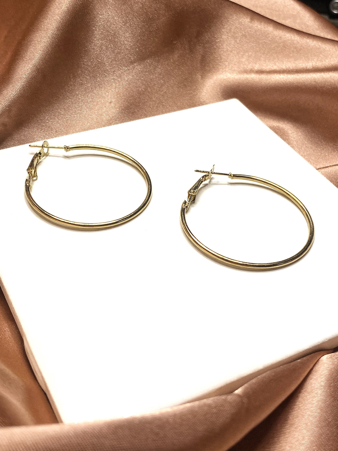 Margaret Medium Large Basic Hoop