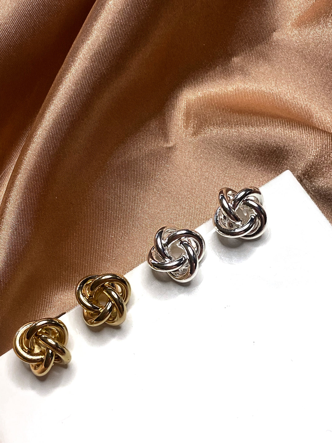 Gillian Knotted Stud