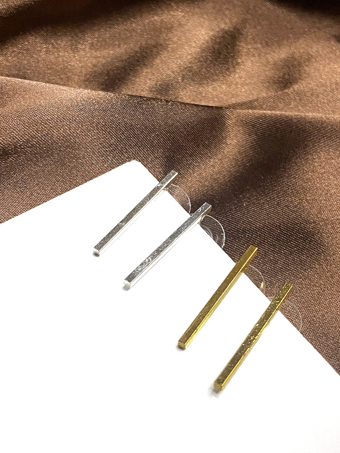 Greta Simple Bar Post Earrings