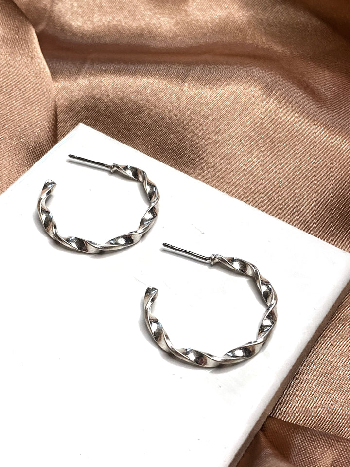 Serena Twisted Hoops