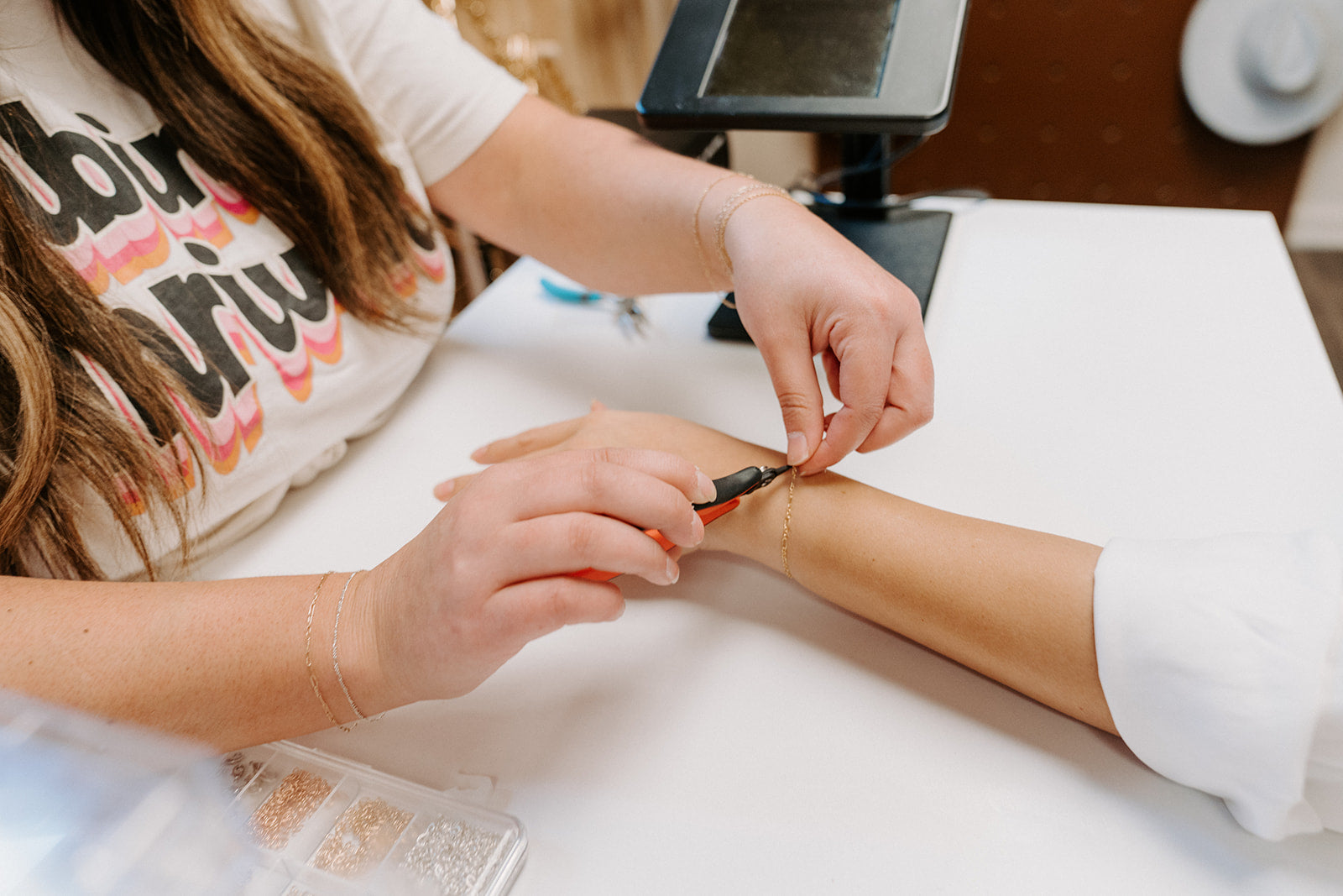 Permanent Jewelry Kansas City The Babe Standard