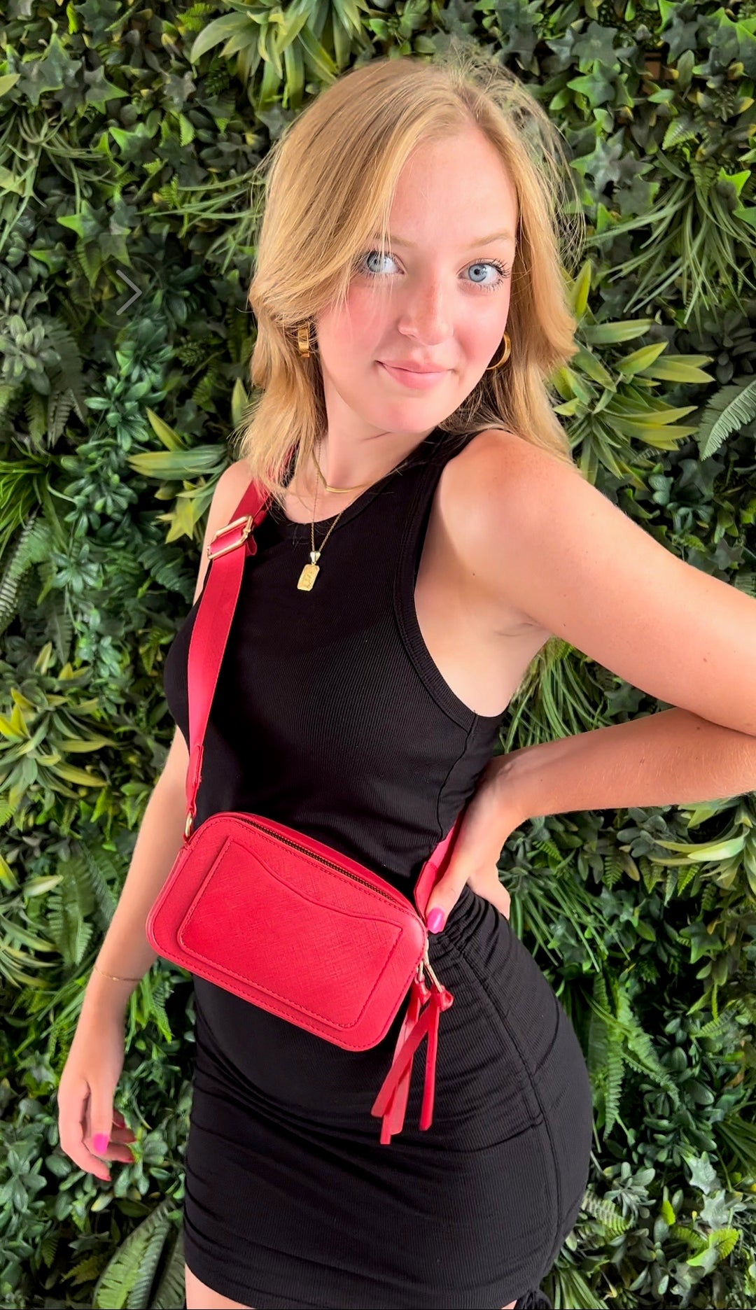 Niki sling bag Clearance